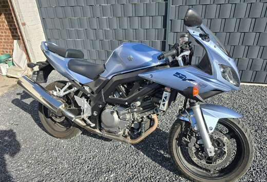 Suzuki modèle sport