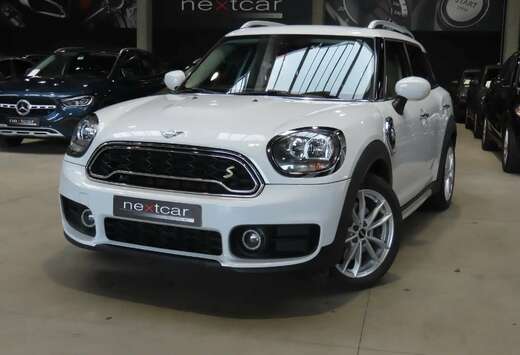 MINI ALL4 PlugIn NAVI PRO-VISUAL BOOST-CRUISE-PARKING