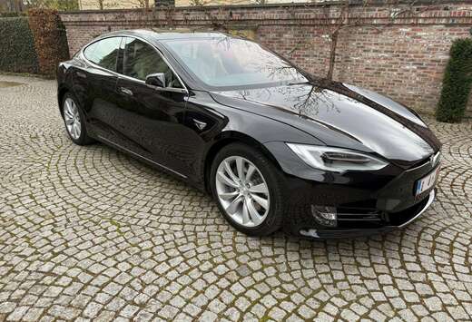 Tesla Model S 75 kWh Dual Motor