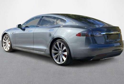 Tesla Model S85 Performance