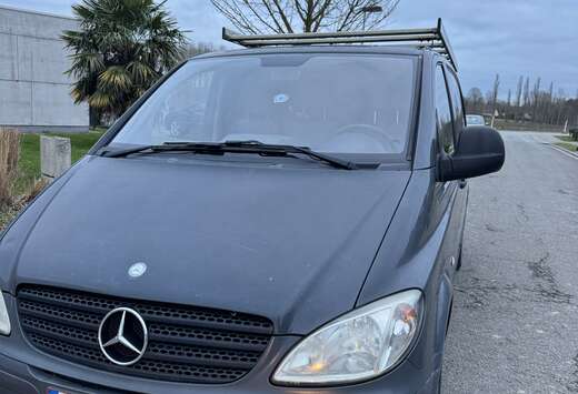 Mercedes-Benz 2..2 CDI