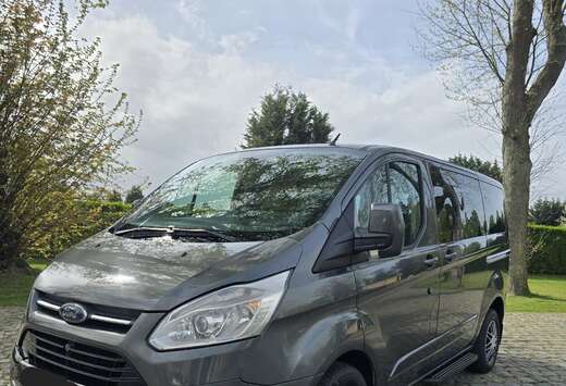 Ford Custom 9 zitplaatsen €6 135000 km Full Optie