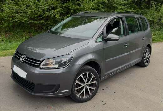 Volkswagen Touran 1.6 CR TDi Highline