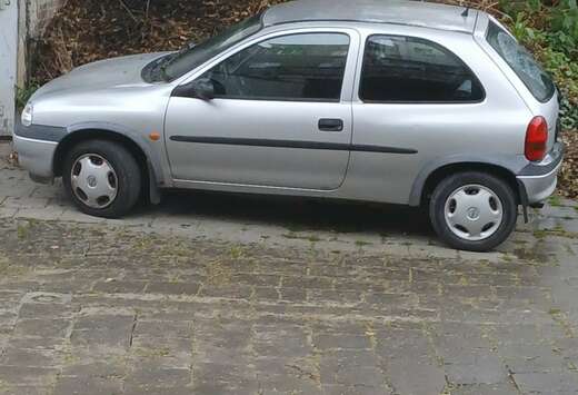 Opel 1.0i XE 12v Eco