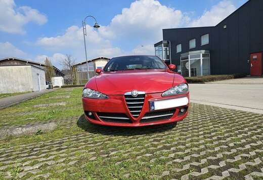 Alfa Romeo gekeurd voor verkoop 1.6 TS 16V 120