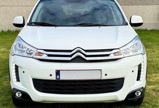 Citroen 1.6i 2WD Exclusive