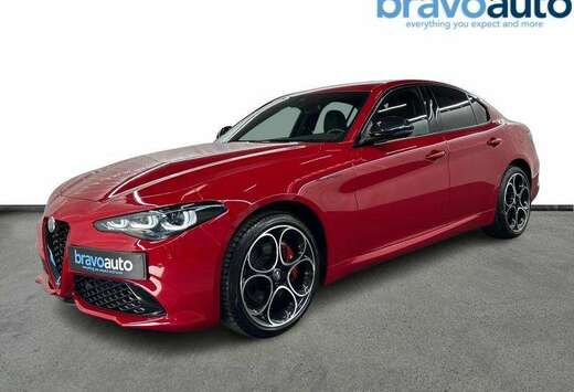 Alfa Romeo Veloce Q4 Navi PDC