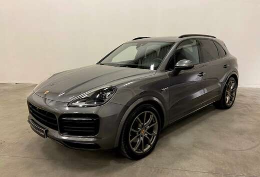 Porsche E-Hybrid/Bose/Pano/14way/Trekhaak/Chrono/Soft ...