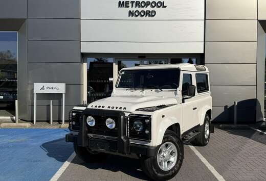 Land Rover 90