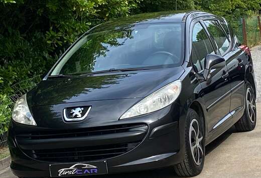 Peugeot 1.4i - ATT REMORQUE - AIRCO - CARNET !!!