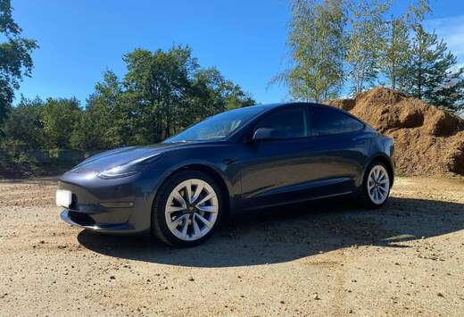 Tesla Model 3 75 kWh Performance Dual Motor \