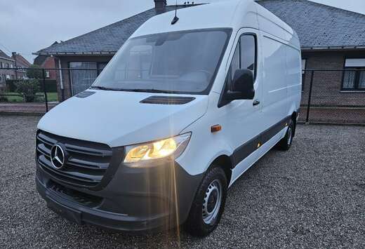 Mercedes-Benz 2.0 CDI 120KW 317 L2 RWD