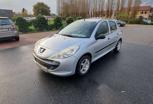 Peugeot 206+