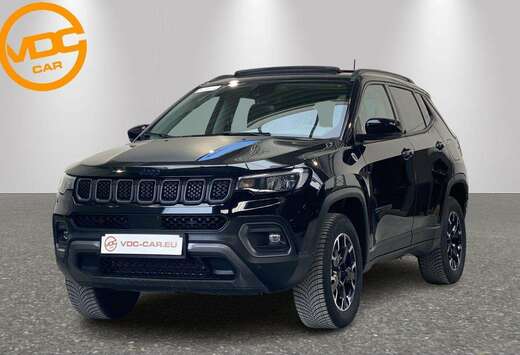 Jeep TRAILHAWK 4XE PHEV 280 PK PANO