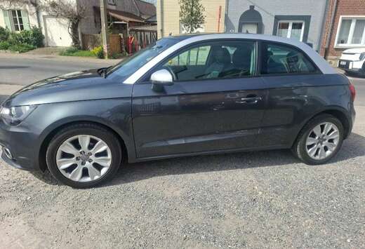 Audi A1 1.6 TDi Ambition S tronic