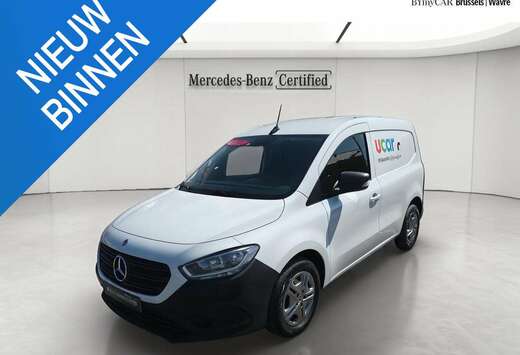 Mercedes-Benz 108 CDI L1 Base