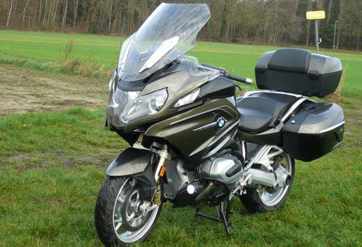 BMW EXCLUSIVE FULL OPTION