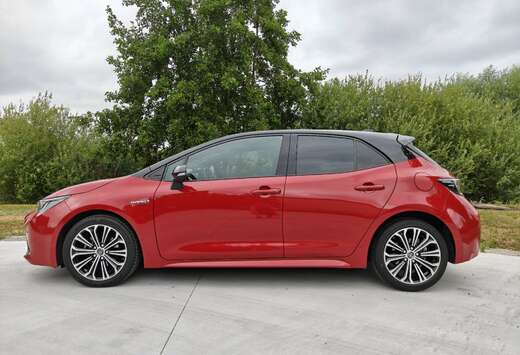 Toyota 1.8 Hybrid Style
