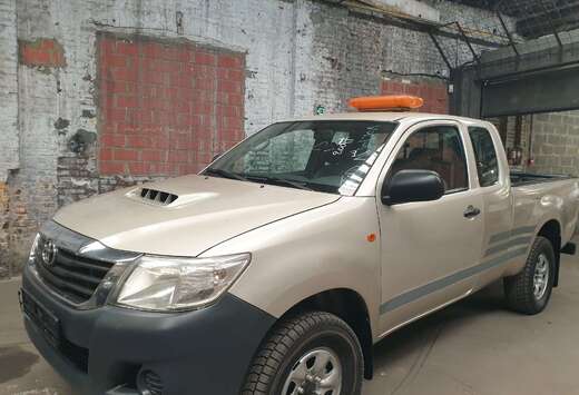 Toyota 2.5 D-4D  Xtra Cab