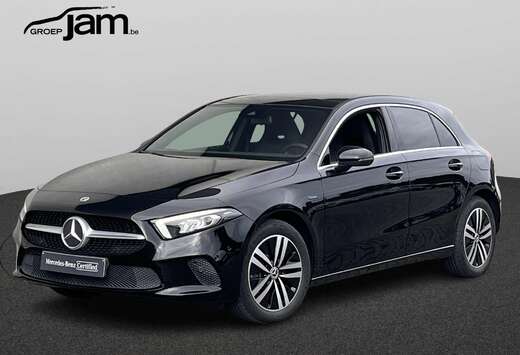 Mercedes-Benz e Business Line met pano