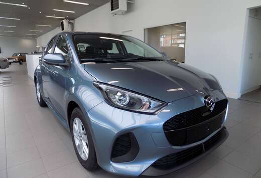Mazda Hybrid 1.5i VVT-i E-CVT Centre-Line