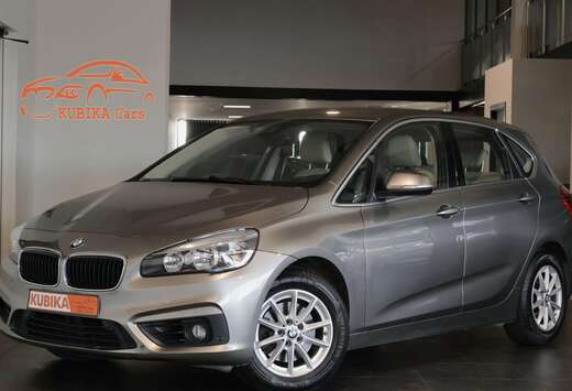 BMW Active Tourer Luxury Line Navi  CruiseC Garantie*
