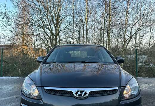 Hyundai 1.4i Lounge