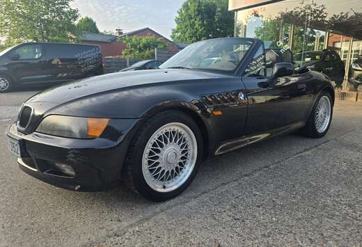 BMW 1.8i cabriolet 203 915 km