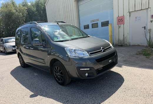 Citroen 1.2i M Shine XTR S