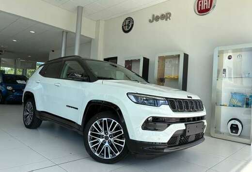 Jeep SUMMIT 1.5 Turbo MHEV 130 PK |