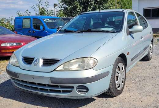 Renault 1.6i AUTOMAAT TREKHAAK 5 deurs 2000!! EERST L ...