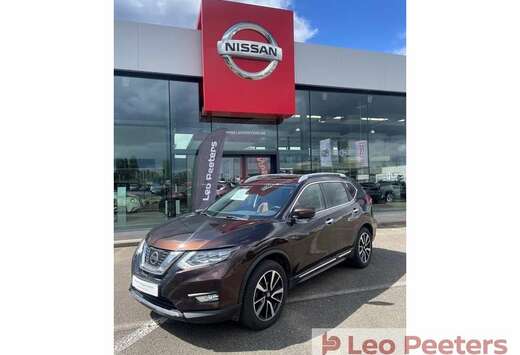 Nissan Tekna+Premium leather