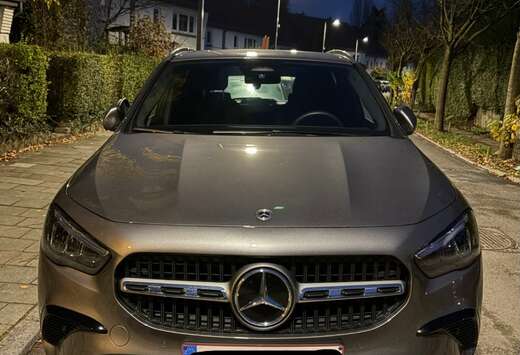 Mercedes-Benz Business Line