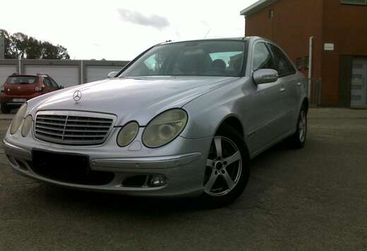 Mercedes-Benz CDI Elegance ( Full Option ) Navi-Pano- ...