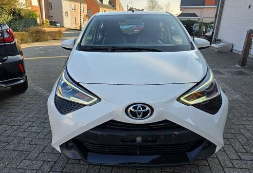 Toyota Aygo 1.0i VVT-i x-play II