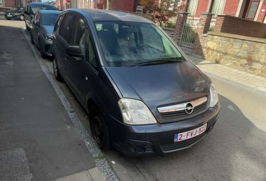 Opel 1.6i XE 16v Cosmo Easytronic