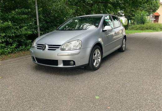 Volkswagen Golf 1.4 Turbo 16v TSI United