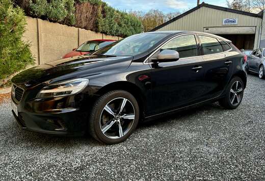 Volvo V40 1.5 T2 AUT. R-Design Geartronic 74863 km