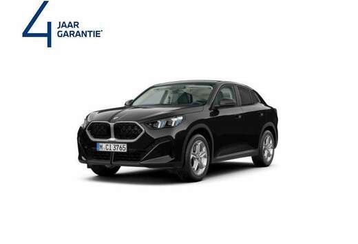 BMW sDrive20iA  PANO  DRIVE+  PARK+  H&K