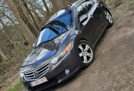 Honda 2.4i Executive