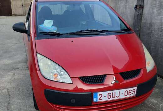Mitsubishi Colt 1.5i Hot
