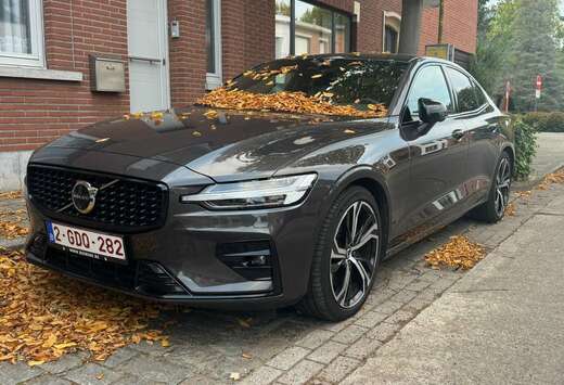 Volvo Volvo S60 R AWD B5 Mild-Hybrid Ultimate Dark