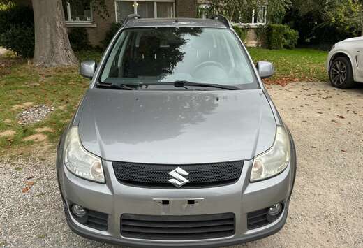 Suzuki 1.6i / 73.000km / Automaat / Airco / Euro 4