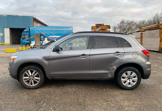 Mitsubishi MITSUBISHI ASX 2012