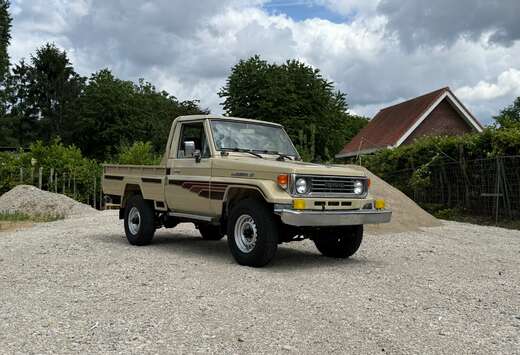 Toyota FZJ 75 / Pickup