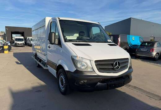 Mercedes-Benz 313 (Stock ID 59125)