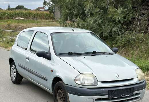 Renault renault clio 1.2benzine 2001 start en rijdt p ...