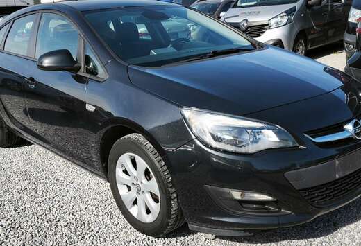Opel _1.4 i (100CH)_10/2014EUR.5B_EQUIP_A/C