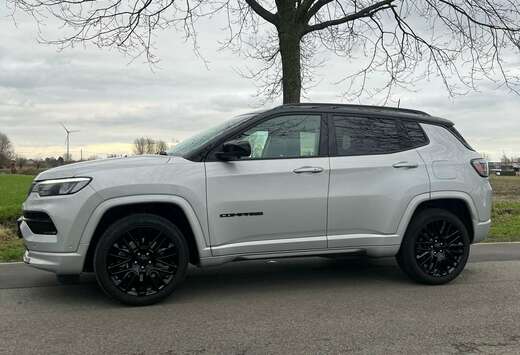 Jeep 1.3 T4 4xe PLUG-IN HYBRID Automatik S