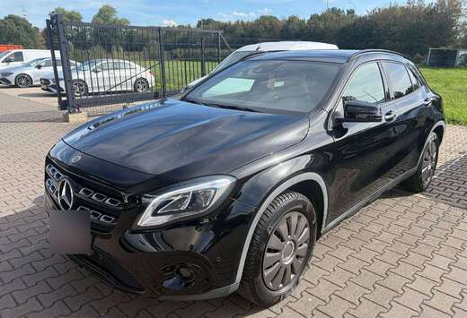 Mercedes-Benz GLA 180 (EU6.2)